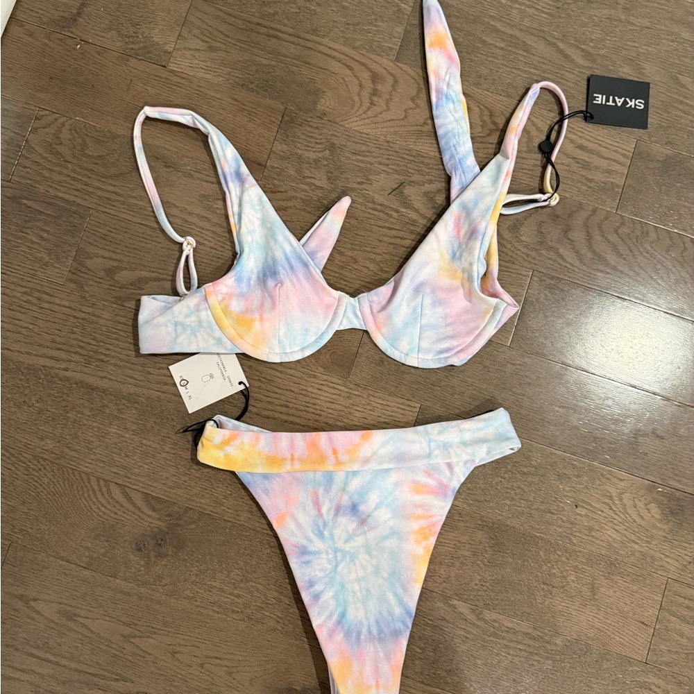 NWT Skatie Pastel Tie-Dye Bikini